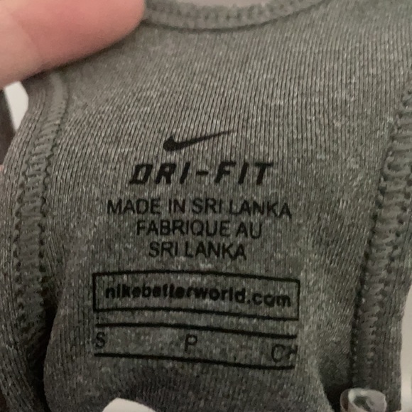 grey nike sports bra - Picture 2 of 3